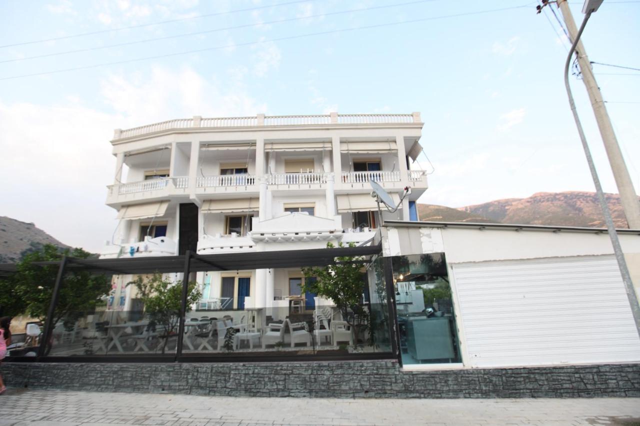 Hotel Kristal Borsh Luaran gambar