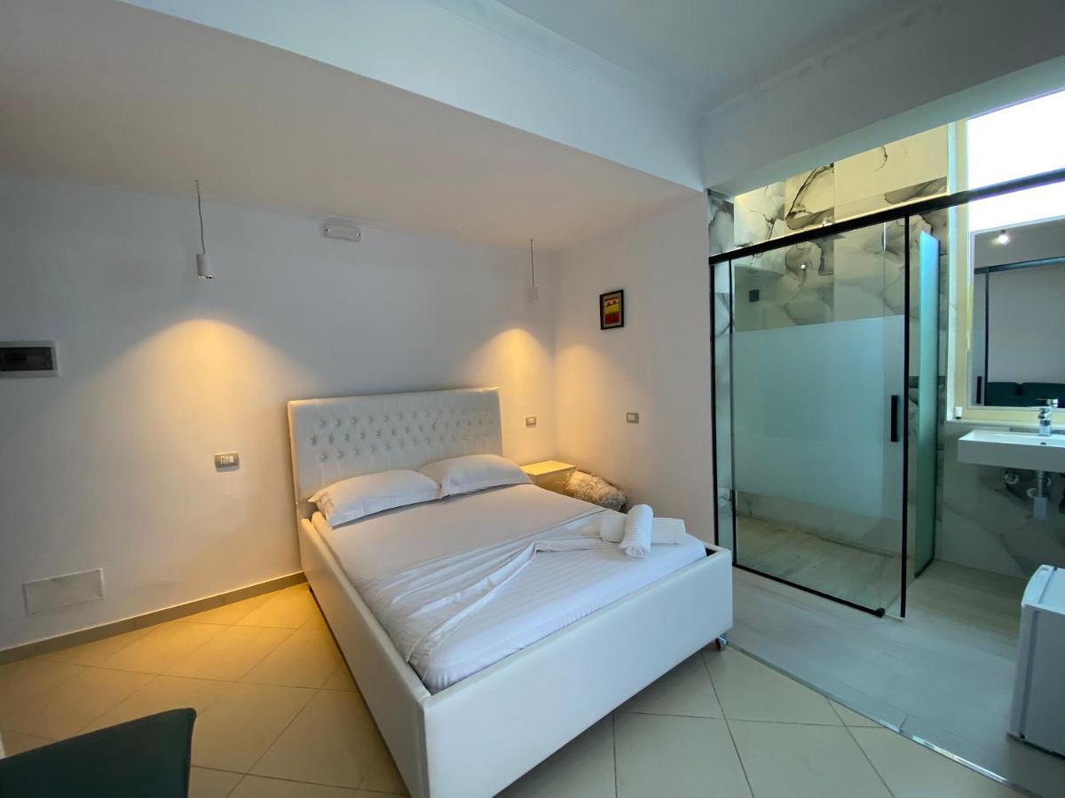 Hotel Kristal Borsh Luaran gambar