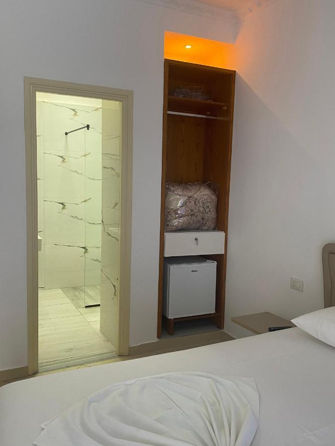 Hotel Kristal Borsh Luaran gambar