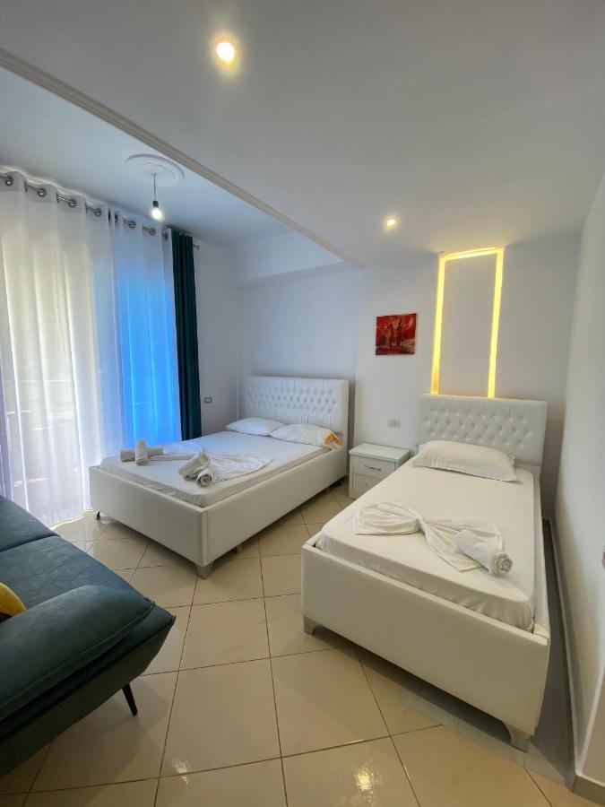 Hotel Kristal Borsh Luaran gambar