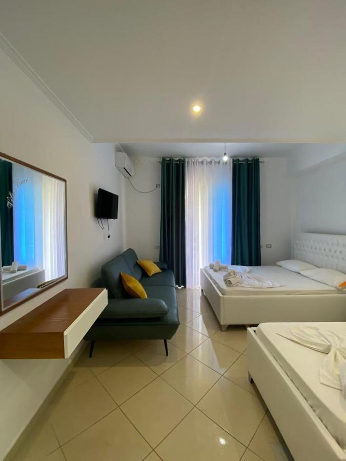 Hotel Kristal Borsh Luaran gambar