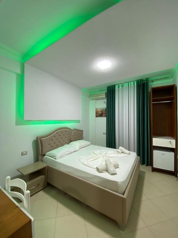 Hotel Kristal Borsh Luaran gambar