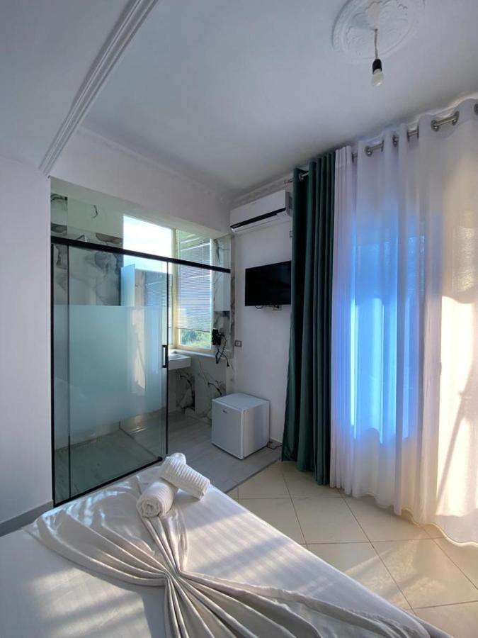 Hotel Kristal Borsh Luaran gambar