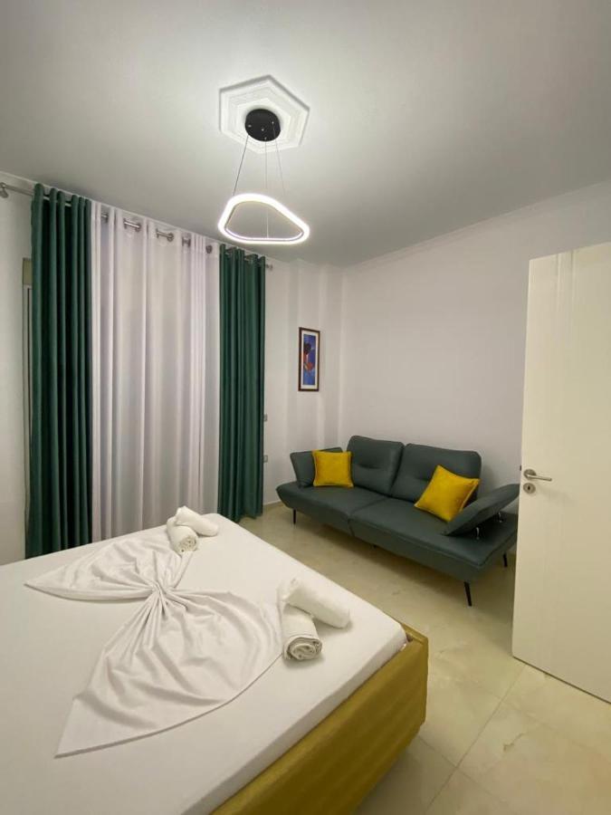 Hotel Kristal Borsh Luaran gambar