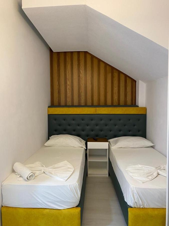 Hotel Kristal Borsh Luaran gambar